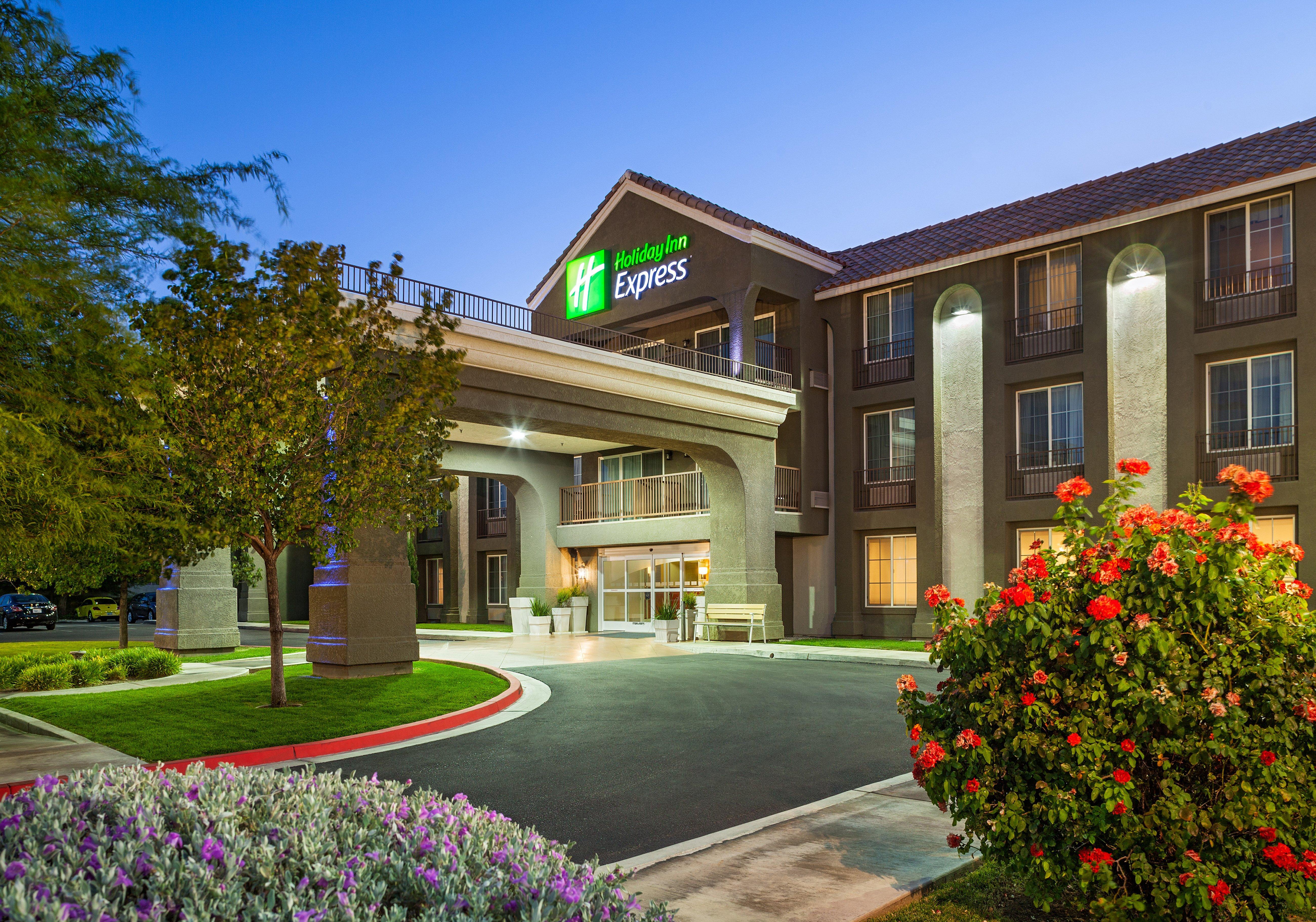 Holiday Inn Express Lancaster, An Ihg Hotel Εξωτερικό φωτογραφία